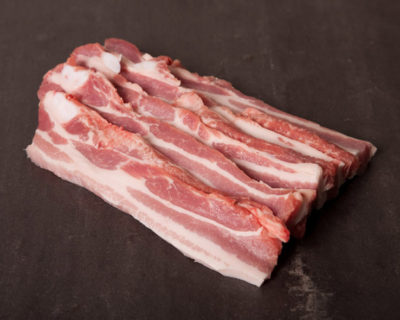 Hjemmerøget bacon i skiver